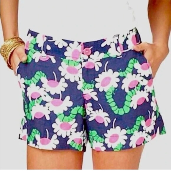 Lilly Pulitzer Pants - Lilly Pulitzer women cotton blend floral navy yum yum Caterpillar shorts pants 8